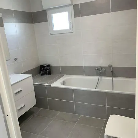 2 Chambres Le Baia * סן-מקסים