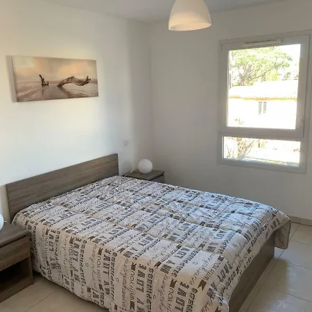 2 Chambres Le Baia * סן-מקסים