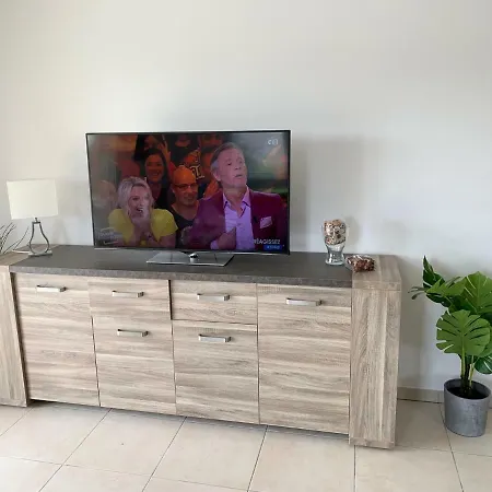 2 Chambres Le Baia דירה