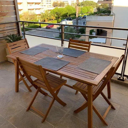 2 Chambres Le Baia דירה